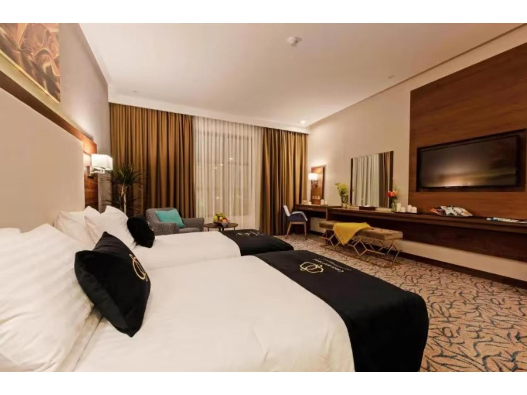 Sunday Emerald Hotel Jeddah Exterior photo