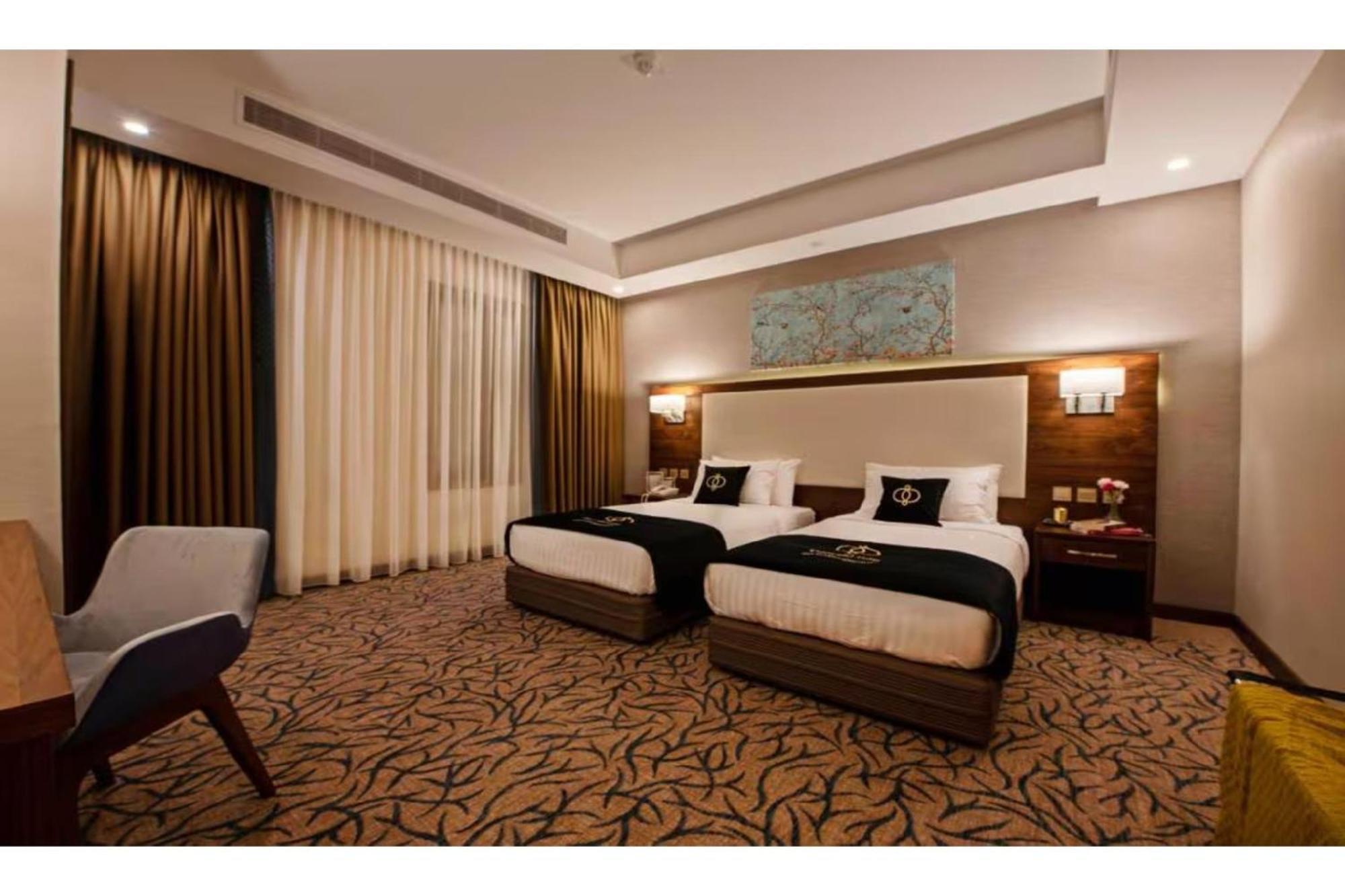 Sunday Emerald Hotel Jeddah Exterior photo
