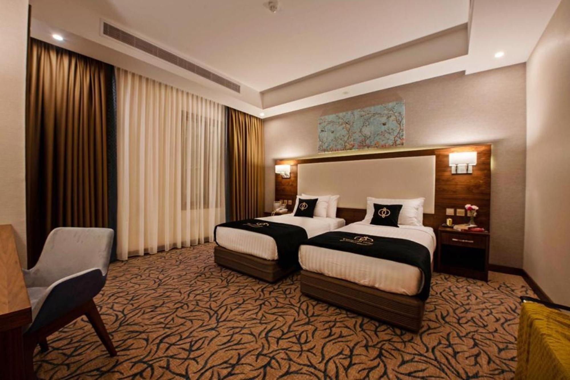 Sunday Emerald Hotel Jeddah Exterior photo