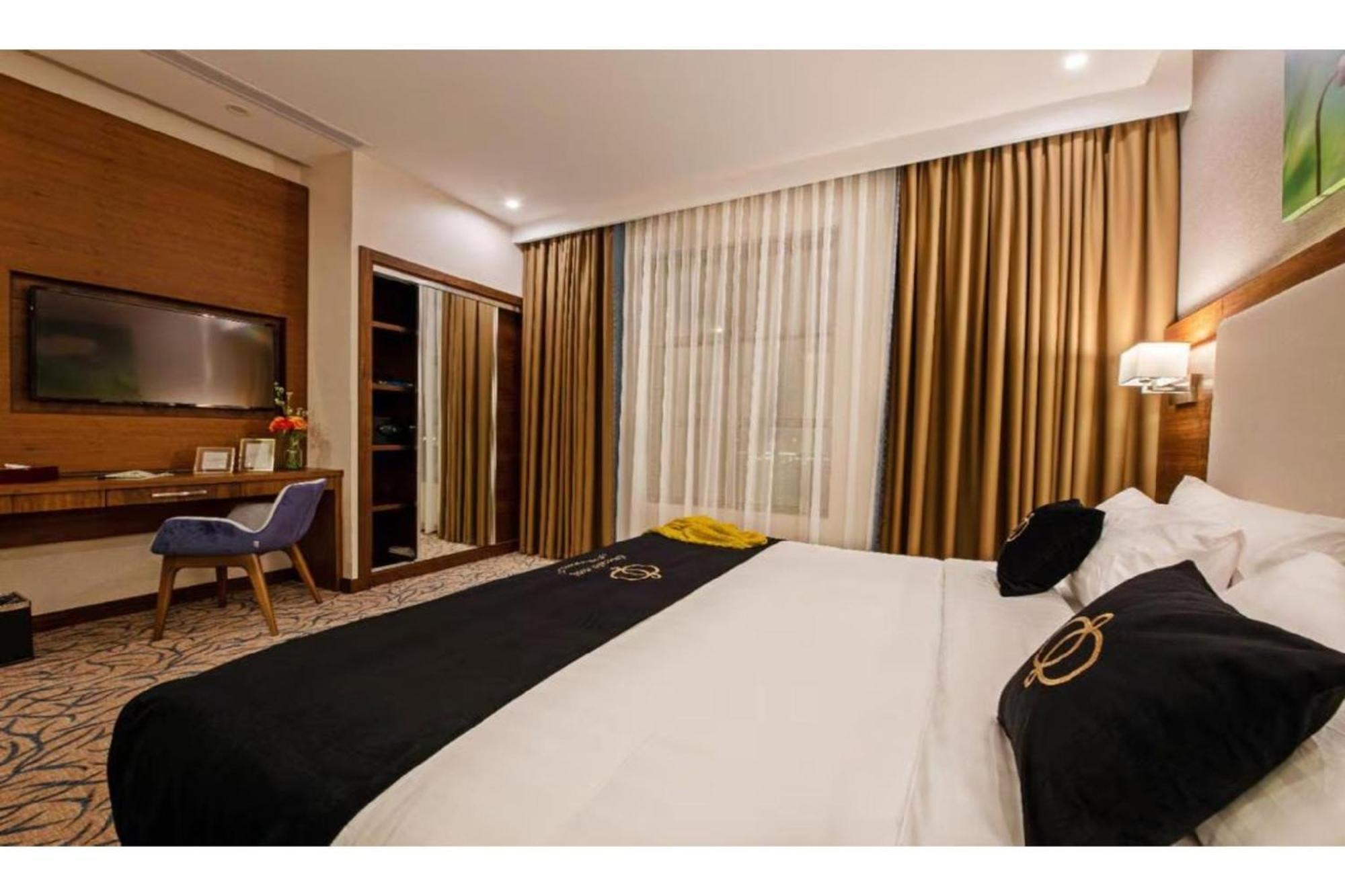 Sunday Emerald Hotel Jeddah Exterior photo