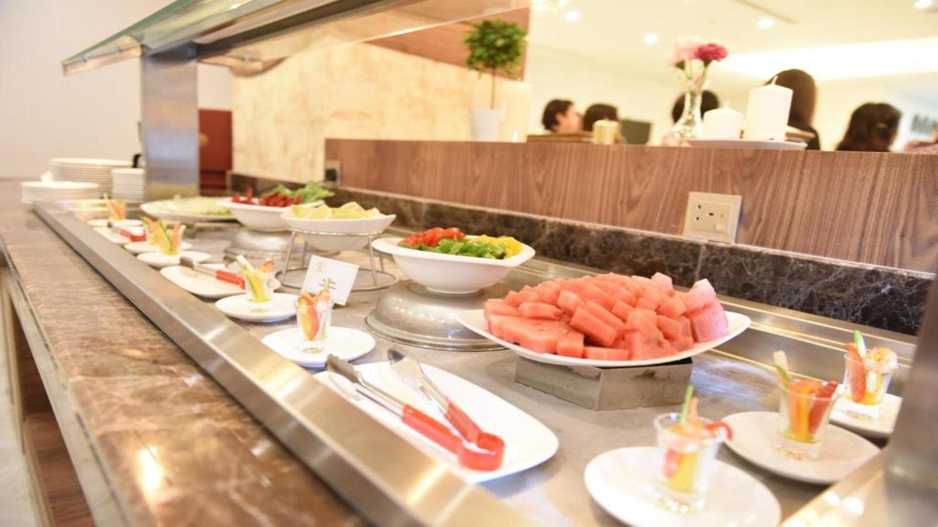 Sunday Emerald Hotel Jeddah Exterior photo